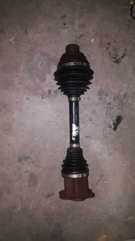 Audi A4 2009-2014 Çıkma Yedek Akis